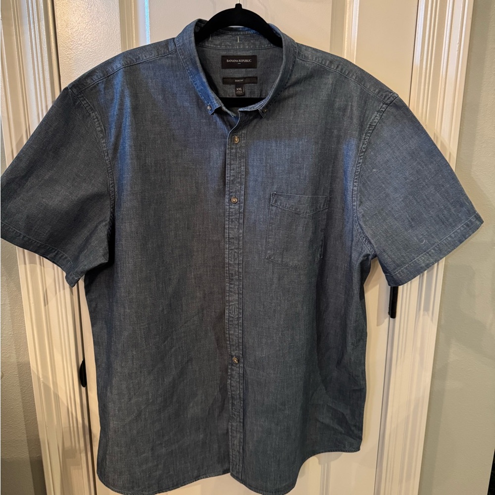 Banana Republic Blue Casual Button Down Shirt